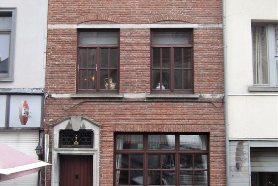 Charmante woning op 70m²  met parkeergelegenheid/terras voor de woning.