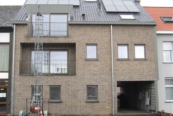 BEZOEK OP AFSPRAAK 0488/85.81.84 Prachtig nieuwbouw appartement van 2019, 126m² met terras, garage, zonnepanelen en lift. GENIET NU NOG VAN DE WOONBONUS !!