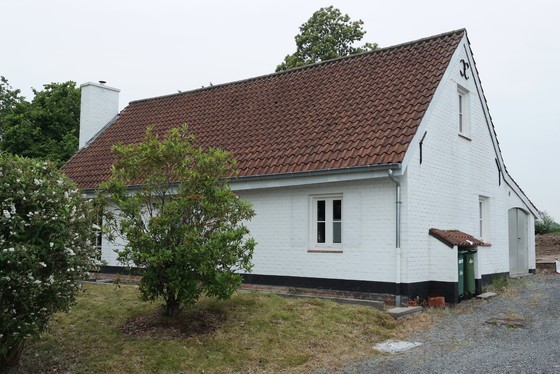 Prachtig gerenoveerde hoeve op 1267m² met zonnige tuin, terras en landelijk uitzicht!