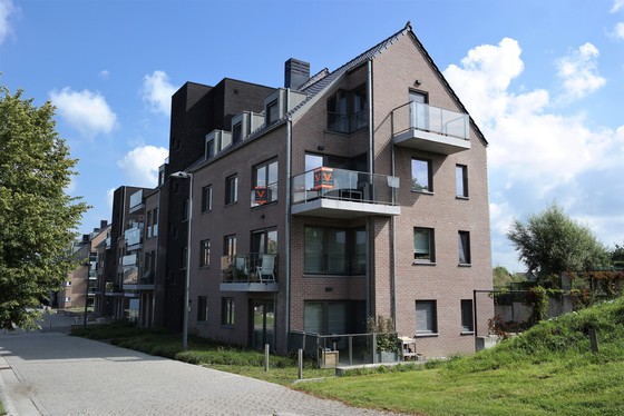 Prachtig appartement van 2017 v 116m² met zuidgericht terras en lift. 