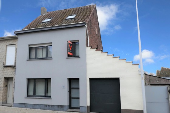 Charmante gerenoveerde woning in 2003-2020 met garage, zonnig terras en tuin!