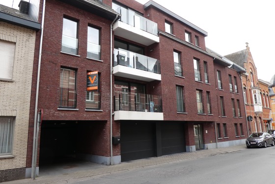 Prachtig appartement van 2018 v 86m² met terras en lift. 