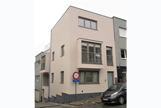 Te huur: Prachtig nieuwbouw gelijkvloers duplex appartement van 81mÂ² met terras van 6mÂ², gelegen in het centrum.