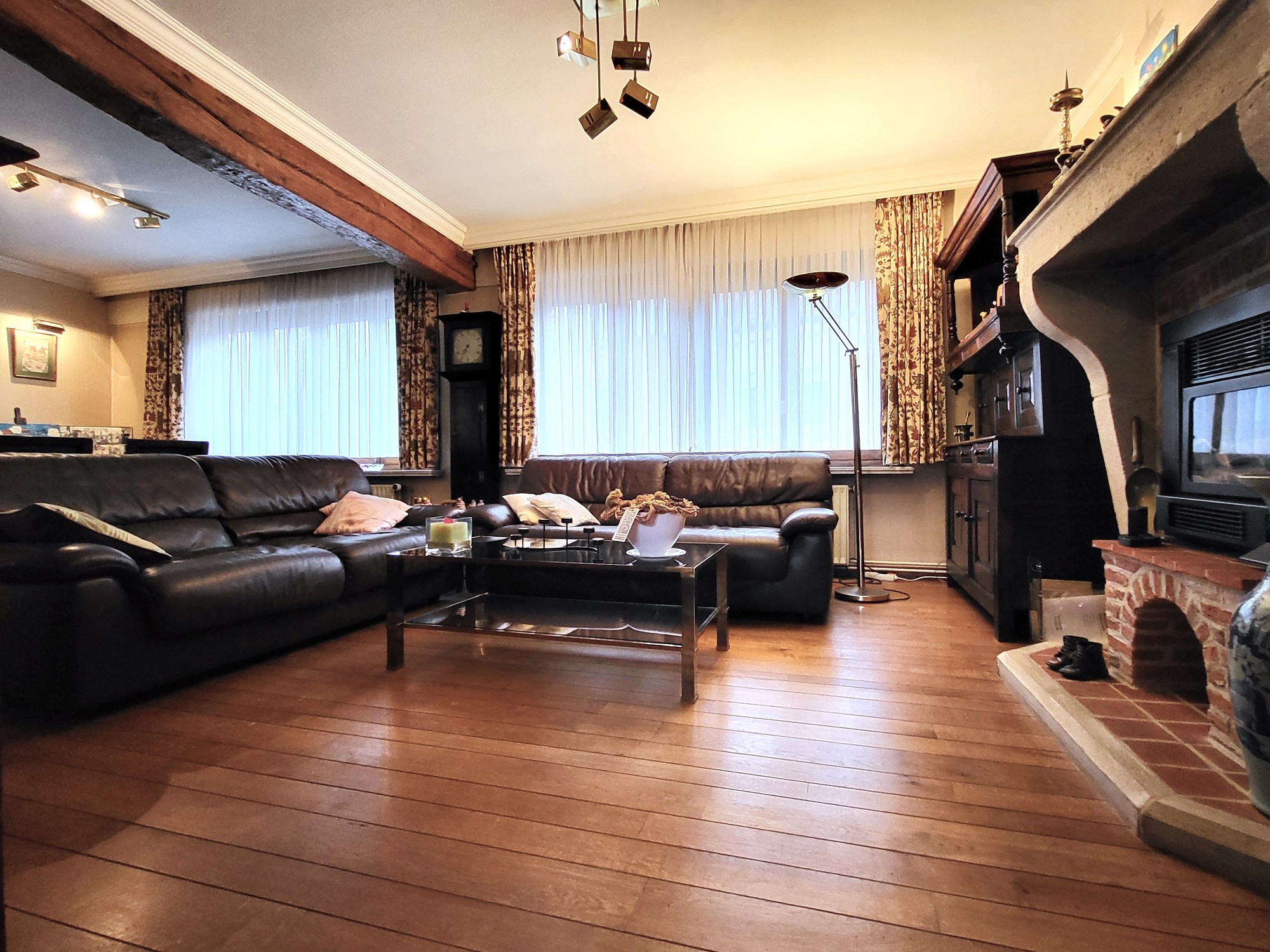 3715_66150.jpg