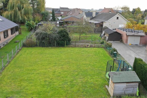 2 bouwgronden voor halfopen bebouwing gelegen in een rustige straat en het hartje van de Vlaamse Ardennen!