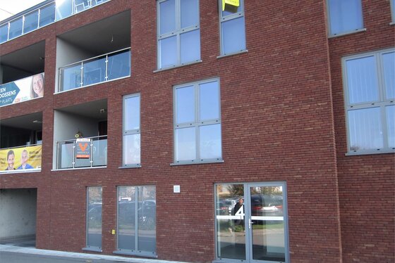 DON.18/10 1STE BEZOEKAVOND OP AFSPRAAK 0488.85.81.84 !!! Prachtig nieuwbouwappartement 115m² met 2 zonnige terrassen van 6m² en 26m² en garage !!