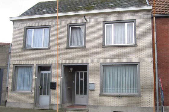 BEZOEK OP AFSPRAAK 0488/85.81.84 Charmante woning op 122m² met  garage, zonnig terras in het hartje van de Vlaamse Ardennen.