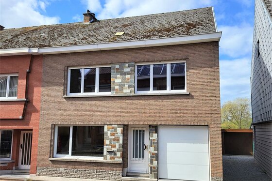Prachtige woning op 598m² met garage, mooie zonnige tuin en landelijk uitzicht!