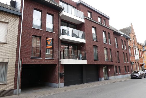 Prachtig appartement van 2018 v 86m² met terras en lift.