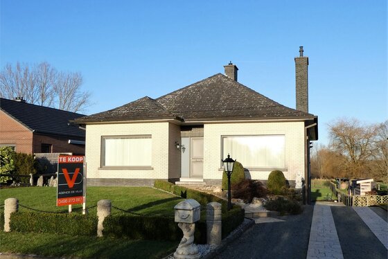 Prachtige open bebouwing op 1379m² met ruime tuin, terras en uitzicht op de velden!