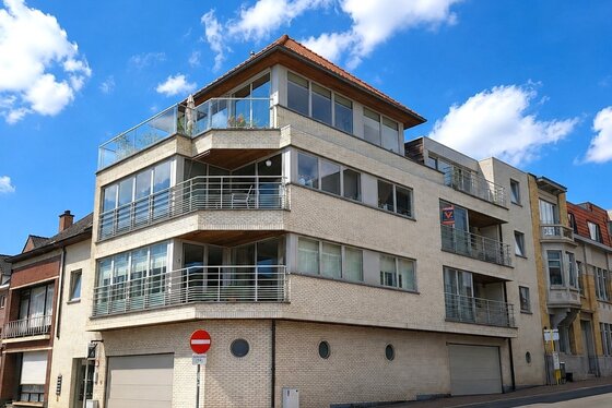Prachtig energiezuinig 2-slaapkamerappartement met 2 zonnige terrassen en lift in hartje Geraardsbergen.